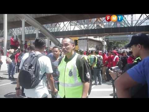 Red Shirts march to Padang Merbok