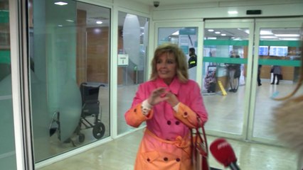 María Teresa Campos vuelve a visitar el hospital