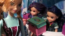 Mal and Evies Magic sleepover at Elsas Ice Castle Part 1Toddler Anna and Elsa Descendants dolls