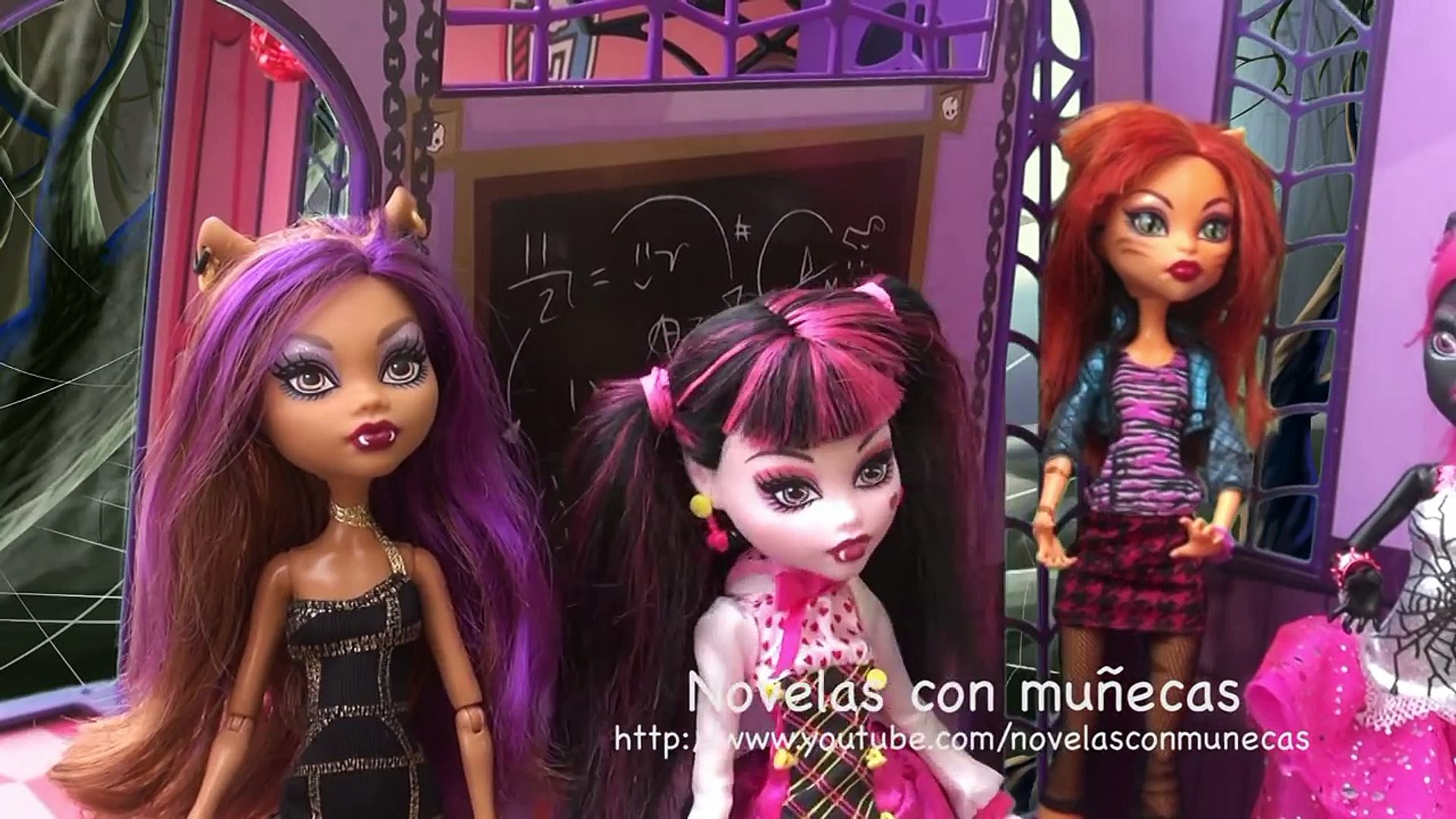 El hechizo de la luna llena parte 1 con Muñecas y juguetes de Monster High  - Juguemos con Andre - video Dailymotion