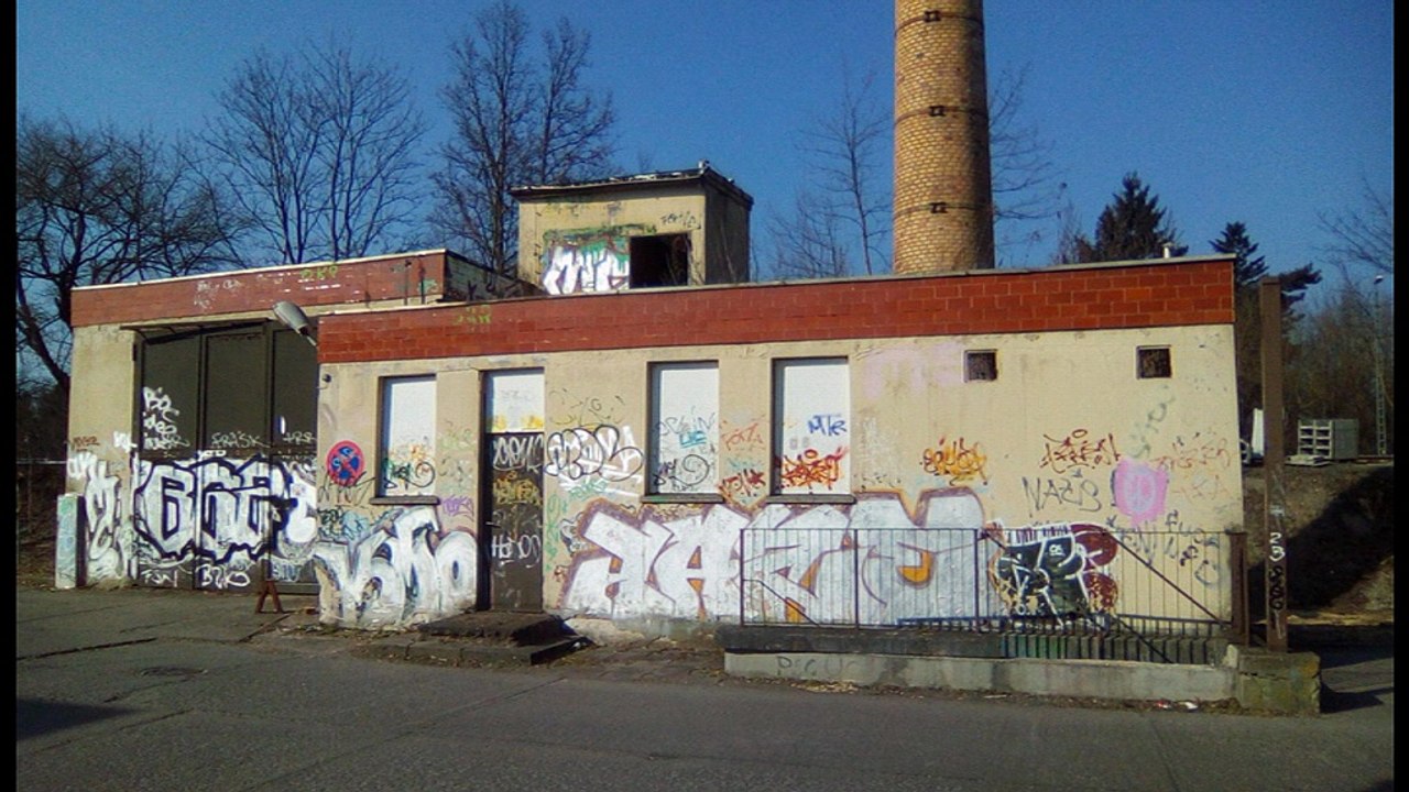 Berliner Bauruinen - 'Heizkraftwerk am S-Bahnhof Mahlsdorf'