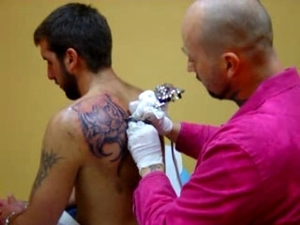 MOV02443