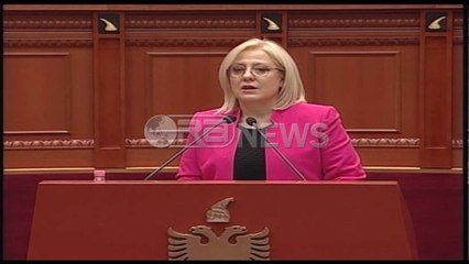 Ora News – Gjashtë nxënëse të shkollës Paskuqan në QSUT me simptoma helmimi