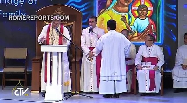 The statue of St. Joseph sleeping that Pope Francis keeps in his room