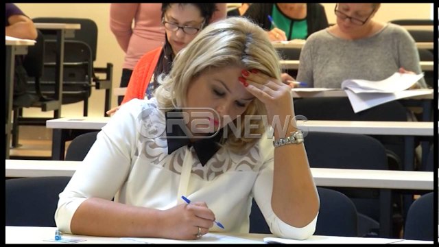 Ora News - Punonjësit socialë, Klosi: Kush s’kalon testin largohet nga detyra