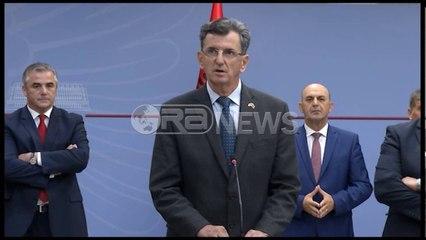 Ora News - Bushati përshëndet unifikimin e politikanëve shqiptarë të Malit të Zi