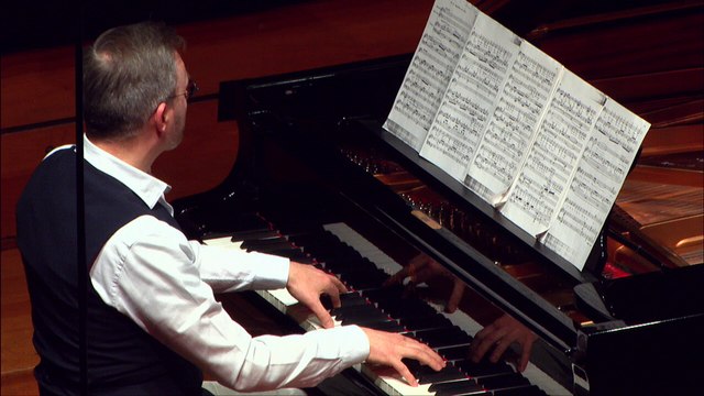 Bizet : Séguedille extrait de Carmen par Katarina Van Droognbroeck, Hu Shao et Philippe Riga