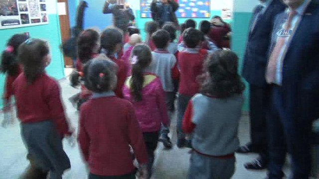 Deprem haftasında öğrenciler deprem tatbikatına katıldı