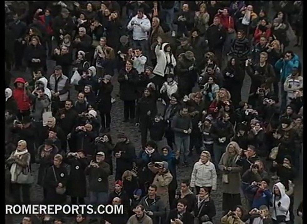 Pope prays for typhoon victims in the Philippines