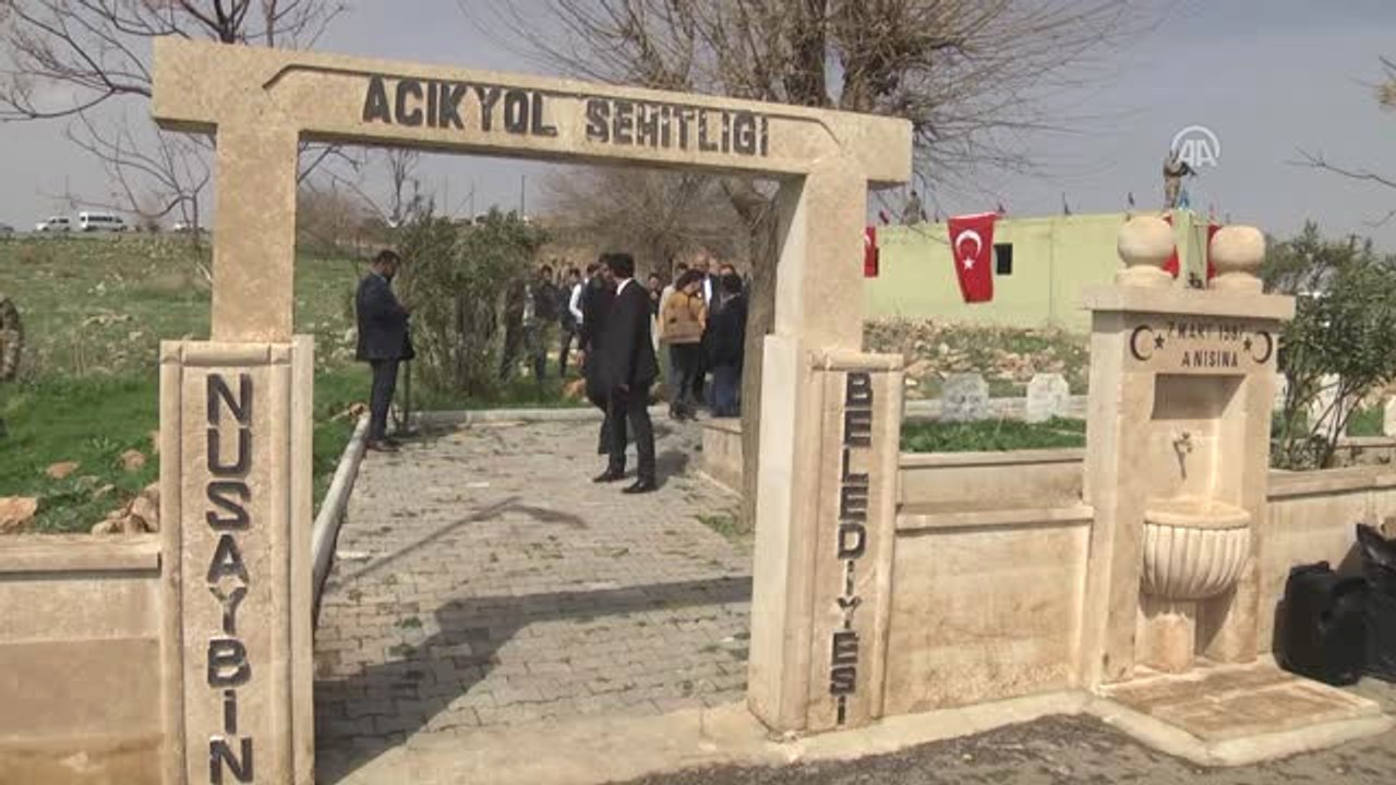Teröristlerce Katledilen 8 Kişi Anıldı