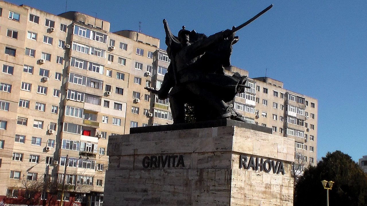 Heroes monument