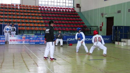 CLB Taekwondo ĐH Thăng Long chủ nhật 15-1-2017 thi đấu tại Bách Khoa MVI_4616