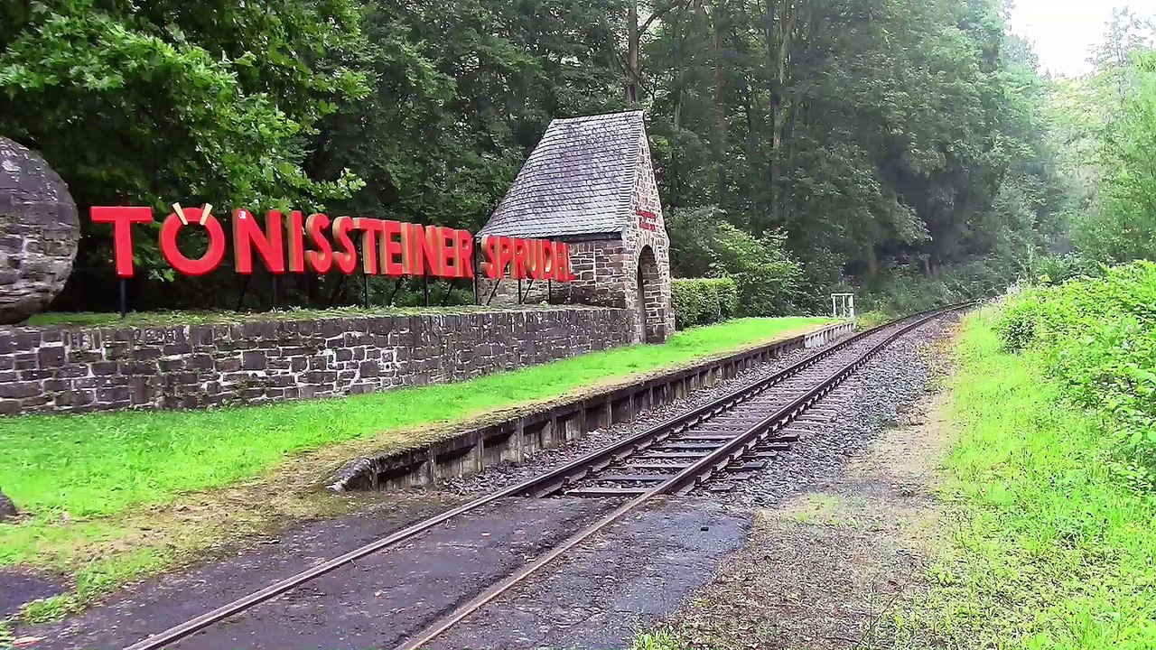 Am Bahnhof Schweppenburg-Heilbrunnen