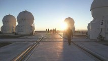 Explorar estrellas y agujeros negros: Ve su primera luz MATISSE del ESO en el Observatorio Paranal, Chile