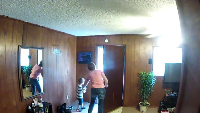 Et si on faisait une blague à papa... Mais papa ne réagit pas comme prévu!