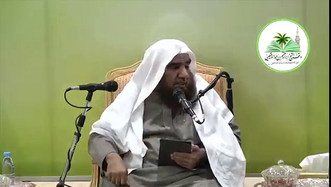 قصة الرجل الذي ايقظه الله من نومه ليذهب إلى مكة لأن فقيرا محتاجا يدعو الله  ينتظره هناك