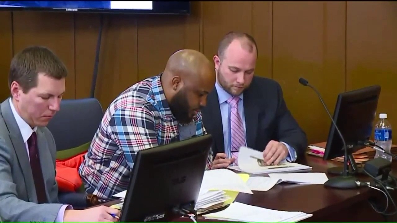 Man Sentenced to 6 Years for Impersonating Police Officer, Handcuffing Students
