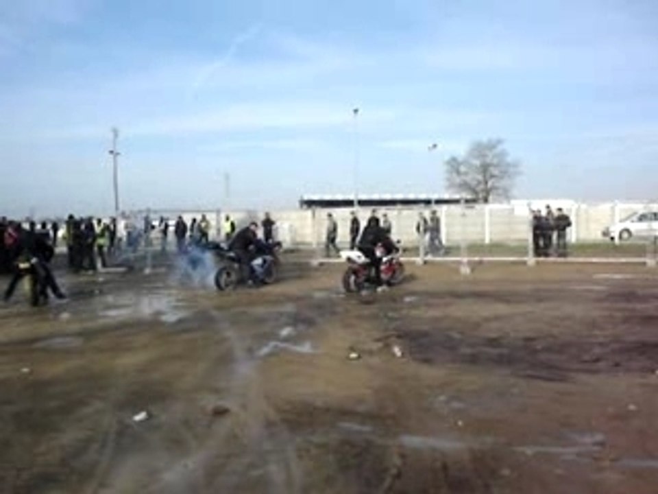 Burn_dans_la_boue le mans 2005