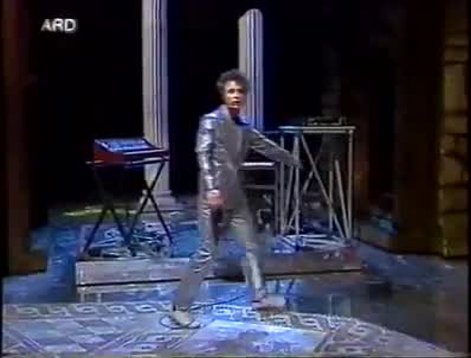 Laurie Anderson on German TV in 1984