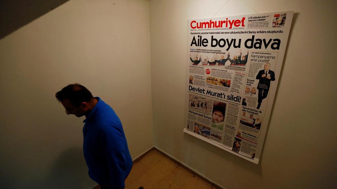 Aydin engin: "es ist jetzt ein verbrechen, 'frieden' zu sagen"