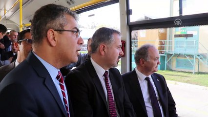 Bakan Özlü, elektirkli otobüs ile test sürüşü yaptı - ADANA