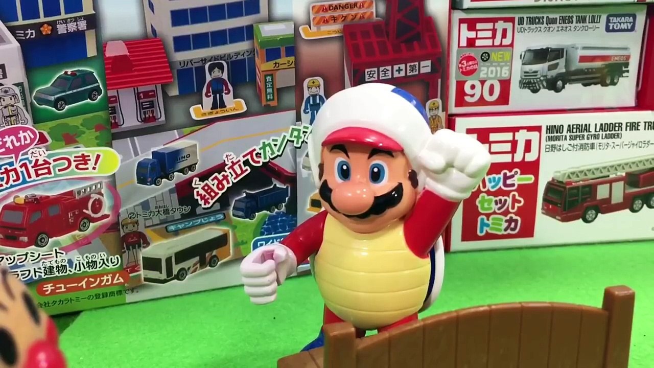 トミカのミニカー2017年6月の新車を開封レビューするよ！アウディR8をアンパンマンと見よう！初回特別仕様とはたらくくるまの木材運搬車は・・・のりもの子供向け動画TOY KIDS Kids＆Gizmo
