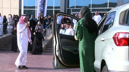 Saudi women take the wheel in Jeddah for training