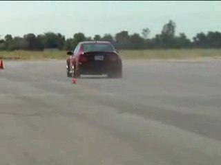 BMW M6 vs Mercedes CLK63 AMG Black Series by Edmunds