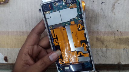 how to change Sony z1 lcd display screen