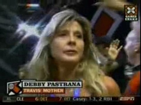 Travis Pastrana - XGames 2006 - Double Backflip Big Air X-Ga