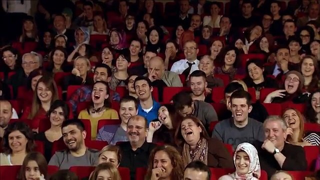 Arkadaşım Hoşgeldin | Tolga Çevik ve Jess Molho | Yolcu Karşılama