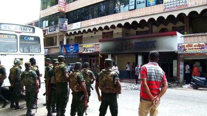 Violence continues in Sri Lanka despite emergency decree