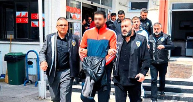 Müebbet Hapis Cezası Alan Eski Tribün Lideri, Yurt Dışına Kaçarken Yakalandı