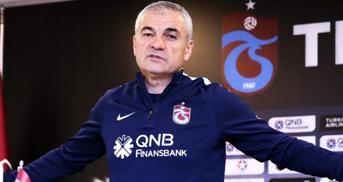 Rıza Çalımbay, İstifa İddialarına Sinirlendi: Görevimin Başındayım