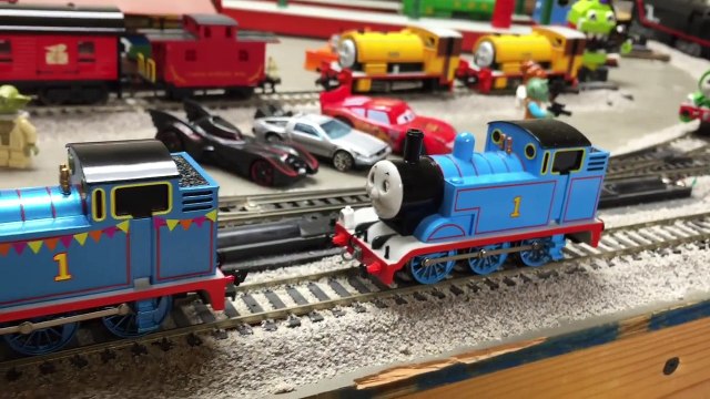 CELEBRATION THOMAS THE TANK ENGINE! NEW 2016! Unboxing! Bachmann HO scale Train
