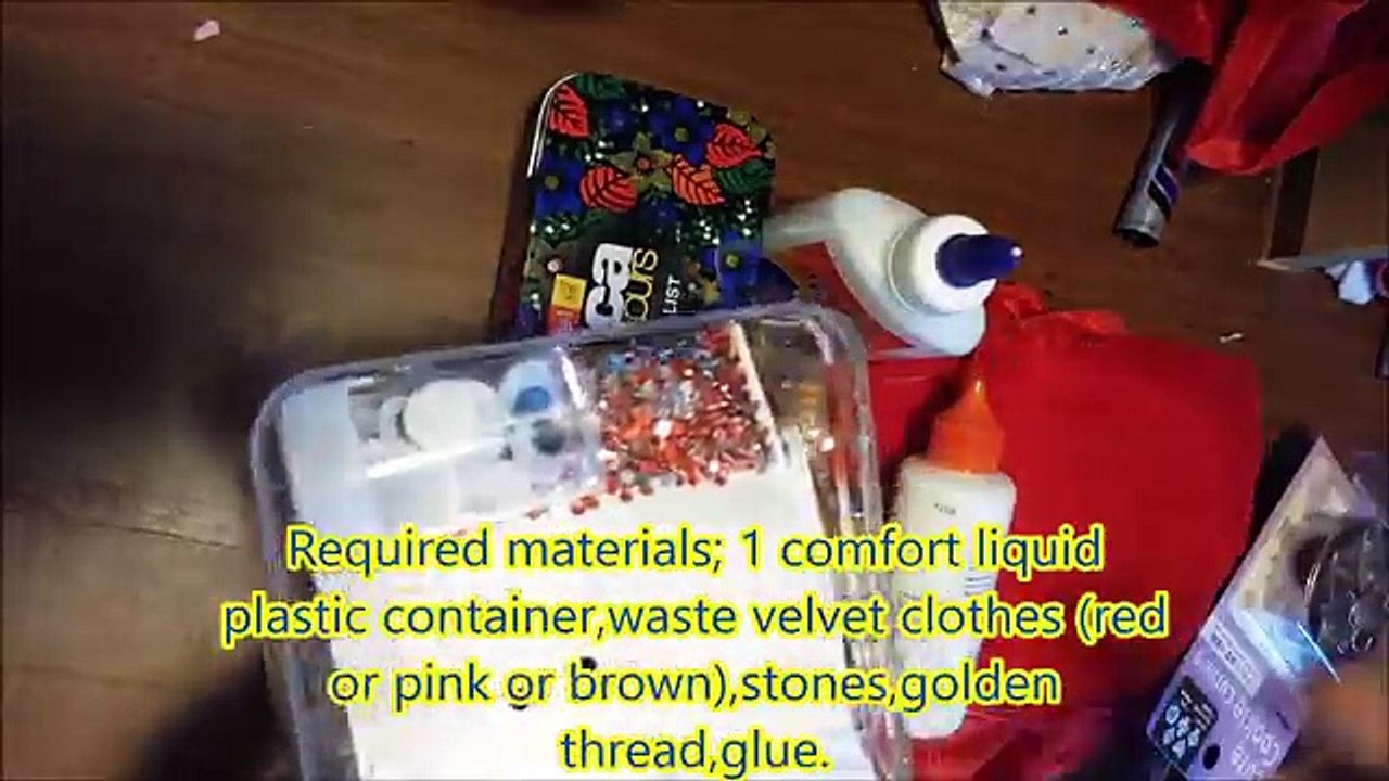 How to Make A traditional Wall Hanging out of waste