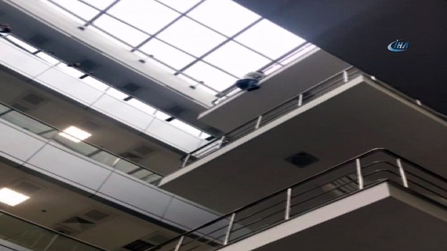 Çağlayan'daki İstanbul Adalet Sarayı'nda intihar girişimi