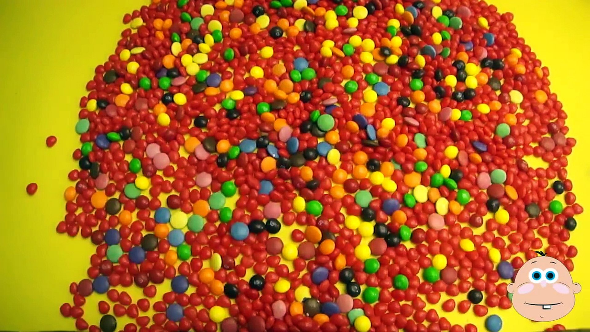 Funny Baby and Giant Candy M&M's Challenge - video Dailymotion