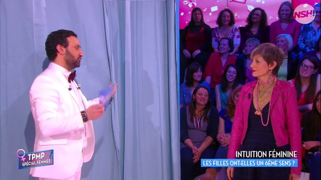 Il y a deux ans dans TPMP... La danse sexy d'Isabelle Morini-Bosc avec un invité surprise de Cyril Hanouna (vidéo)