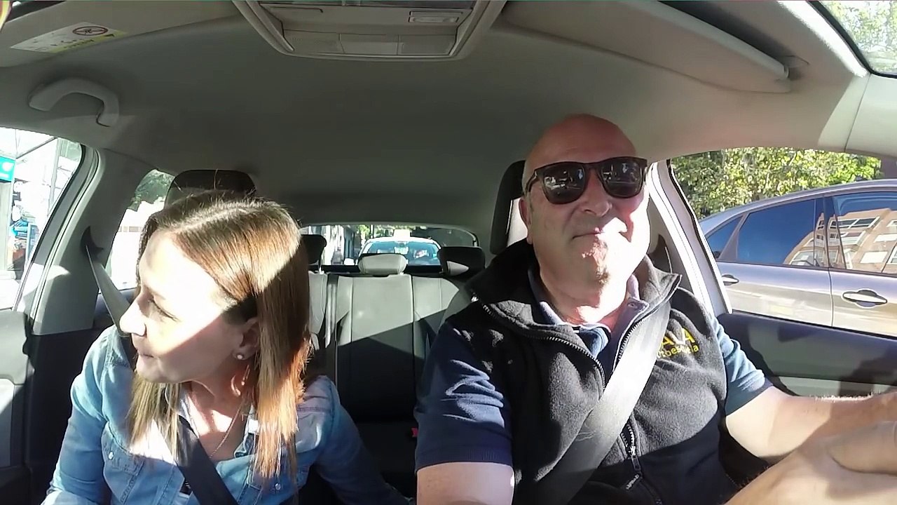 Primera Clase Práctica de Conducir|Aprendiendo a conducir| Cap 1|La primera vez que maneja un auto!