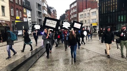 Les Femmes de Mars sifflent pour dénoncer le harcèlement de rue