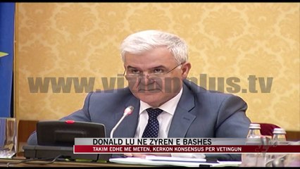 Donald Lu në zyrën e Bashës - News, Lajme - Vizion Plus