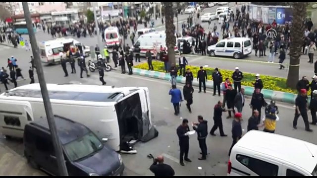 Öğrenci servisi devrildi (1) - KAHRAMANMARAŞ