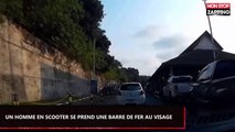 Thaïlande : Un homme en scooter percute une barre de fer (vidéo)
