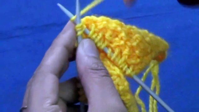 Knitting Pattern / Stitch Design # 6 - Hindi - बुनाई डिजाइन - diagonal design