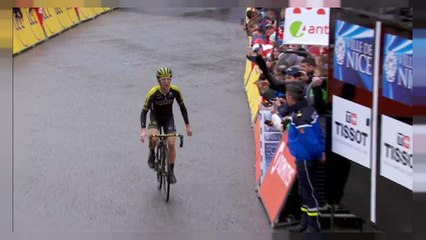 Simon Yates Paris- Nice Bisiklet Yarışı'nda liderliğe yükseldi