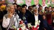 Khawaja Asif being thrown ink on his face - Dailymotion
