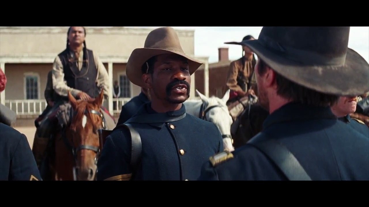HOSTILES - Extrait _face-à-face_ - VF [720p]