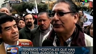 Public sector health workers in Peru demonstrate in Lima
