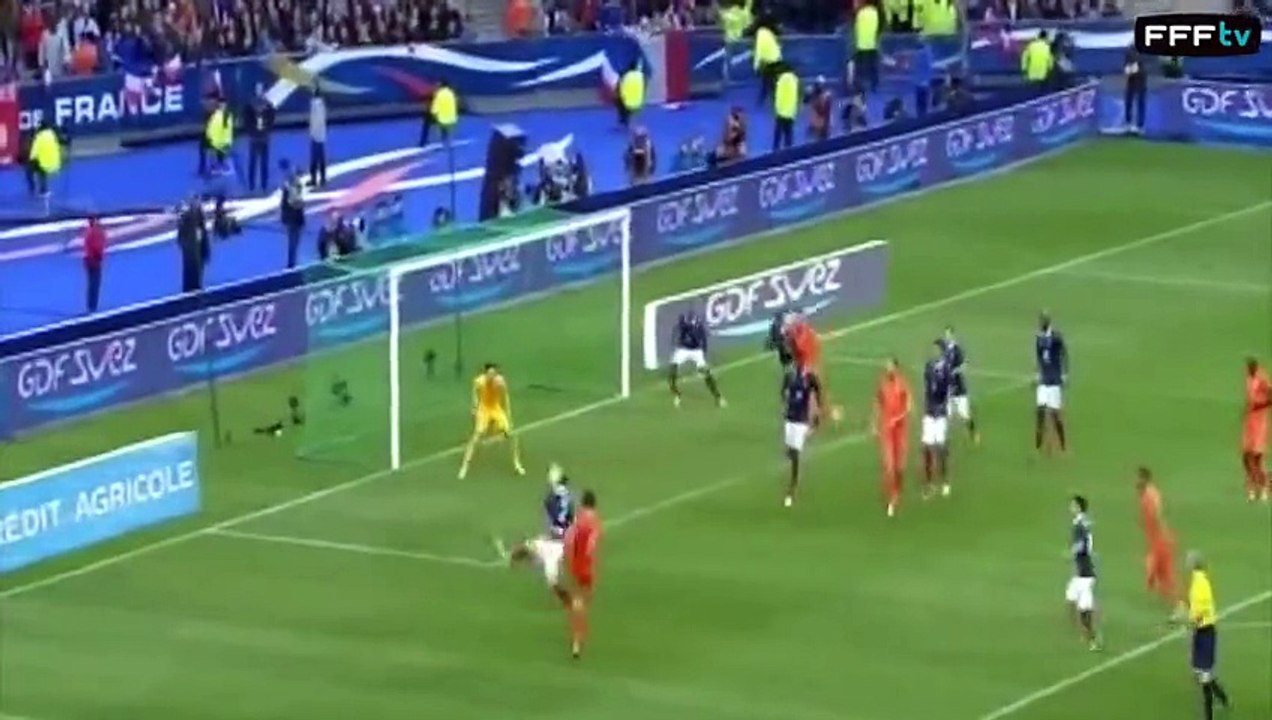 France - Pays-Bas  2-0 (buts Benzema, Matuidi)